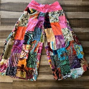 Bohemian women's wide leg patchwork pants fits small/medium excellent condition